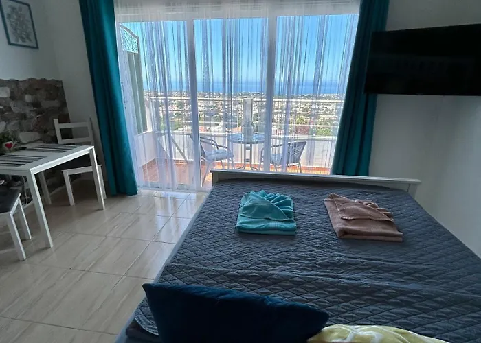 1 Pmp Adamia The Sea View Apartment